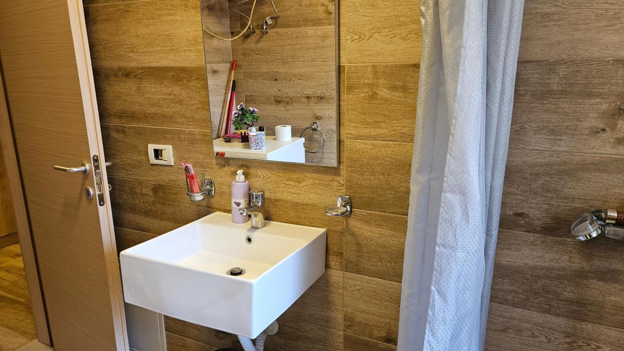 Dua'S Apartment Tirana Kültér fotó